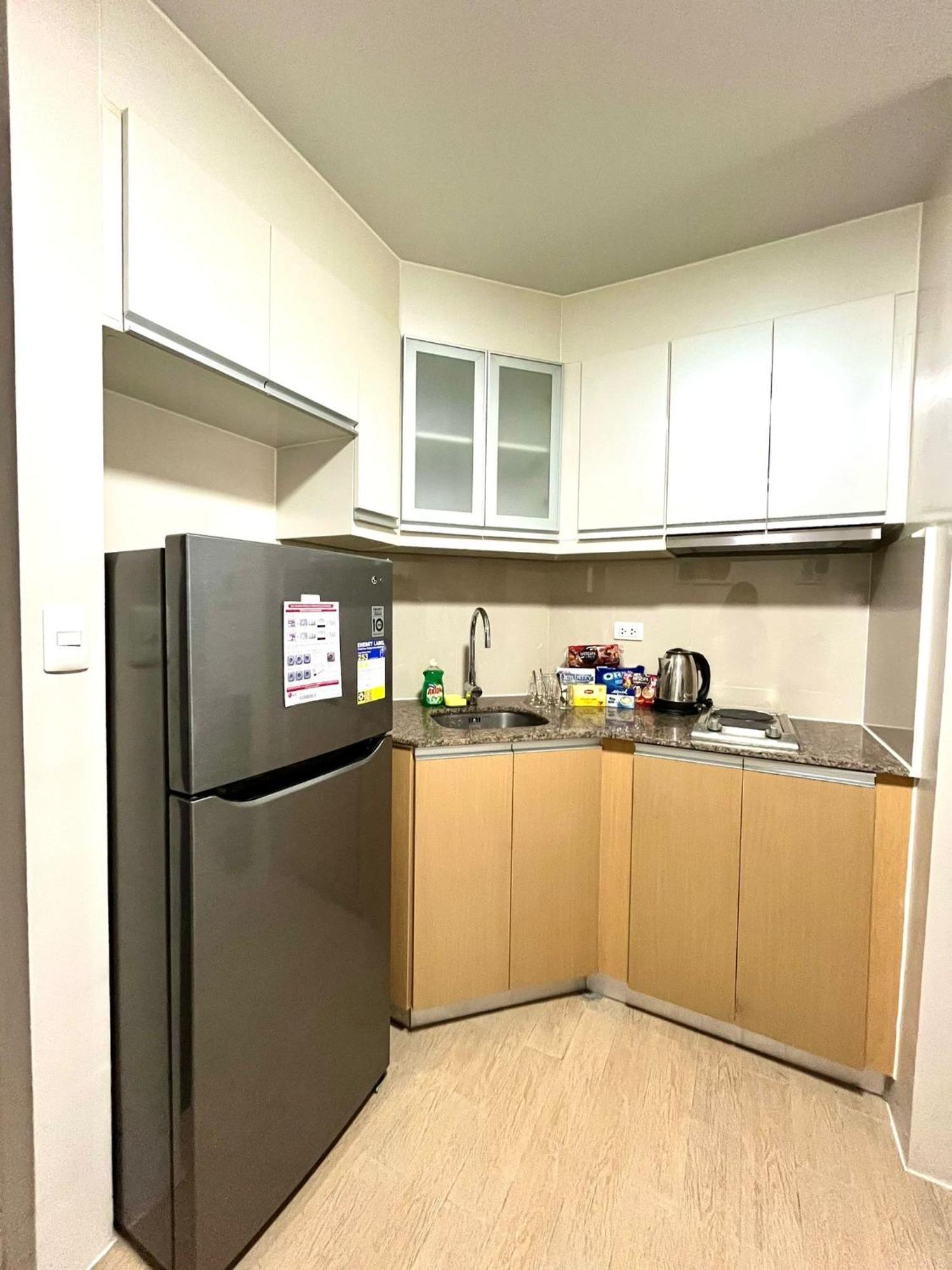 Studio At 81 Newport Boulevard Near Naia With Free Access To All Amenities Up To 2 Pax Manila Ngoại thất bức ảnh